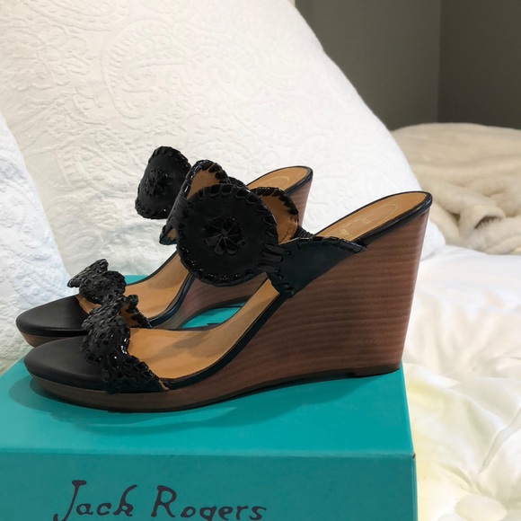 Jack Rogers  black wedges - Picture 3 of 5